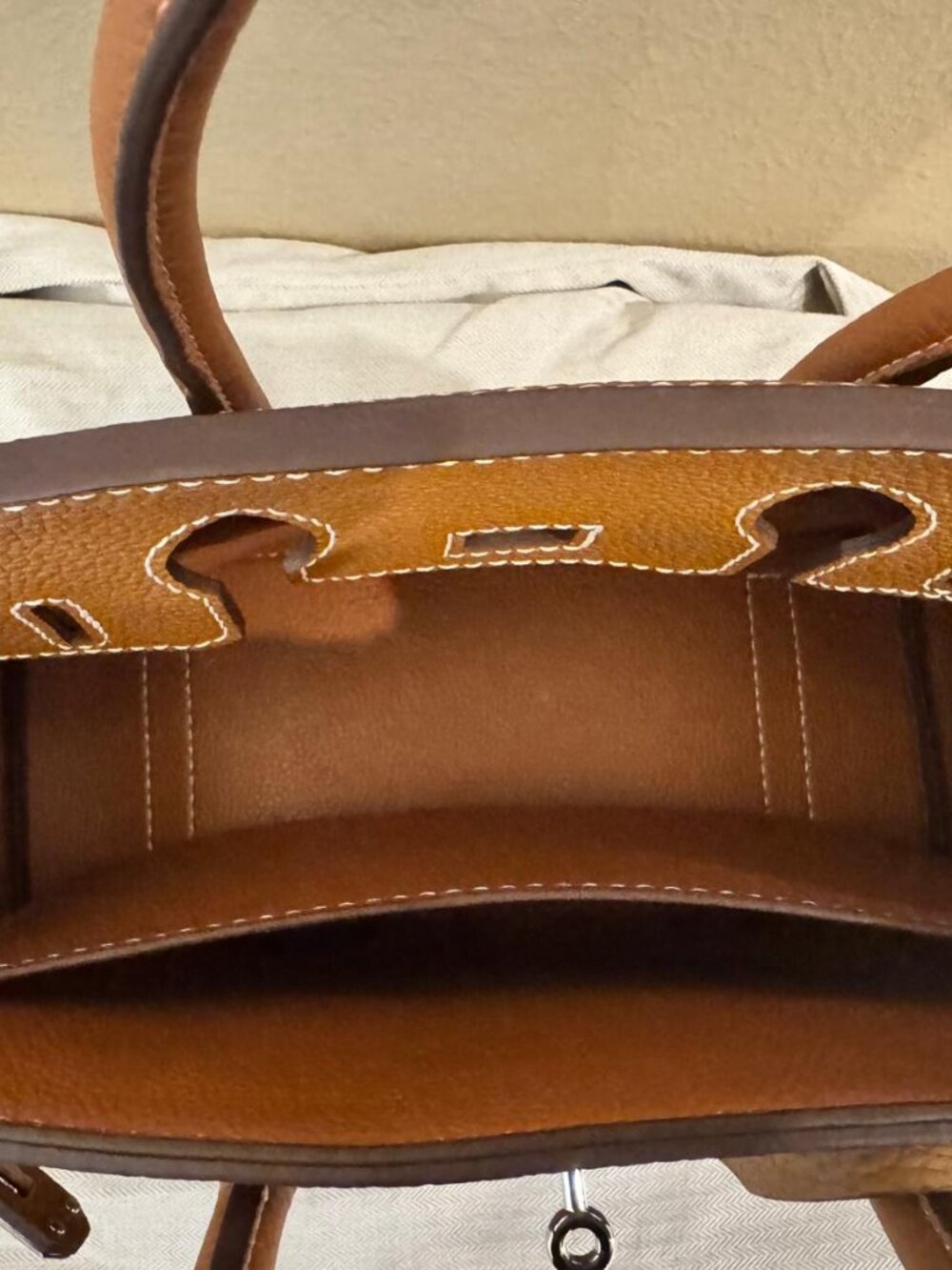AS-NEW TOGO LEATHER SATCHEL BAG - Picture 6 of 14